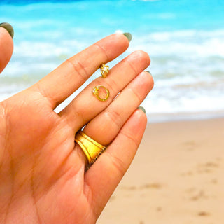 14Kt Tiny Flower Huggies