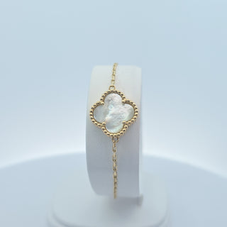 14Kt White One Clover Bracelet