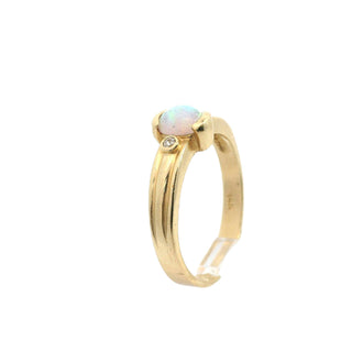 14Kt Simple Opal Ring