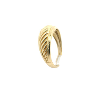 Elegant Bold Ring with Design