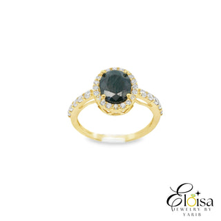 Elegant Gold Ring with Black Gem