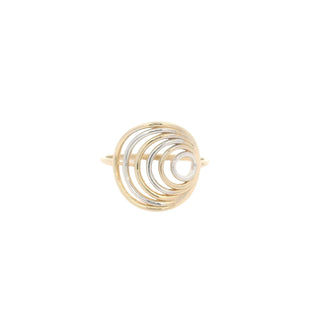 Elegant Swirl Gold Ring