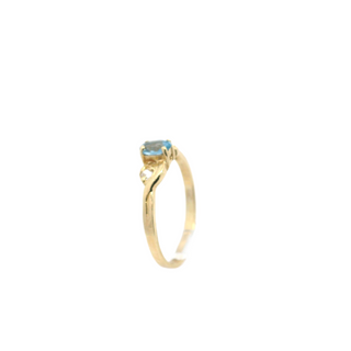 Simple Light Blue Zirconia Ring